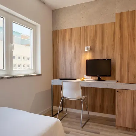 فندق Made بورتيماو