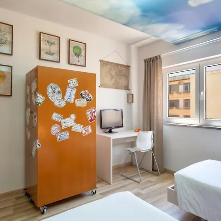 Made Hotel 2*